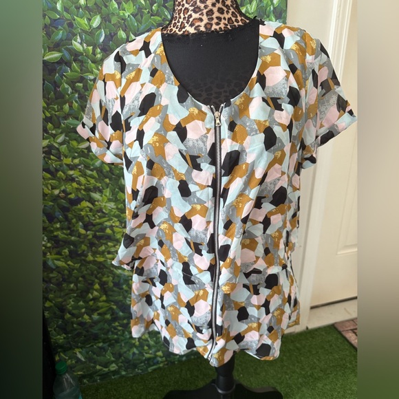 Multicolor Abstract Zip-Front Top p28 - Picture 1 of 4